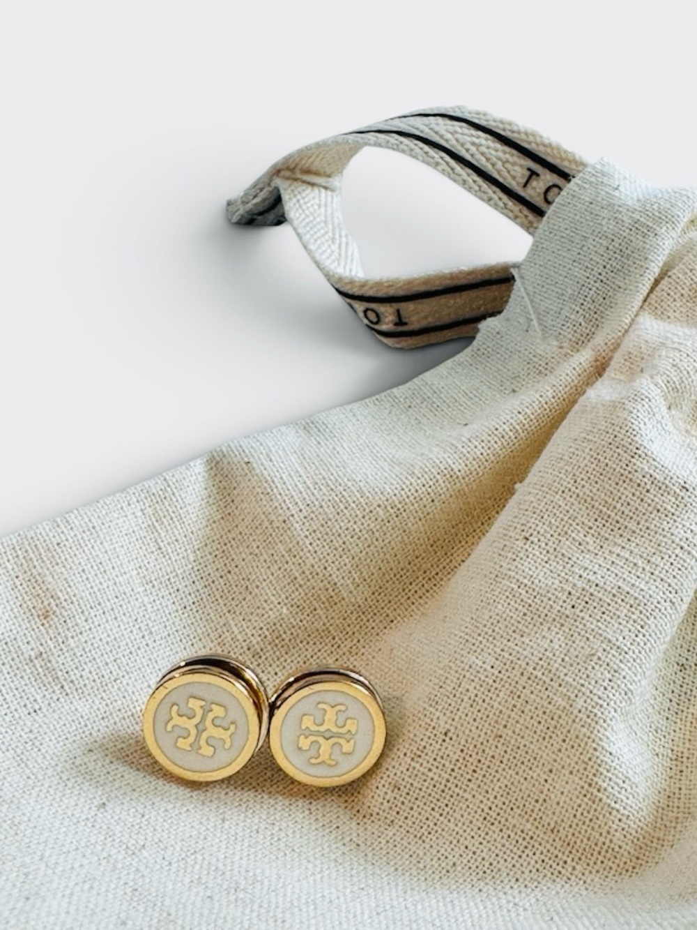 Tory Burch Kira Enamel Circle Stud Earrings Gold White Ivory Logo Button W/ Bag